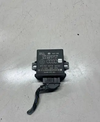 Audi A6 S6 C6 4F Light module LCM 8P0907357A