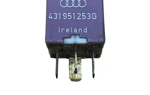 Volkswagen PASSAT B6 Other relay 431951253G 899516