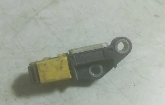 Audi A6 S6 C6 4F Airbag deployment crash/impact sensor 4F0959651