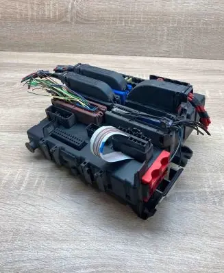 Opel Vectra C Central body control module 13125485 460023260