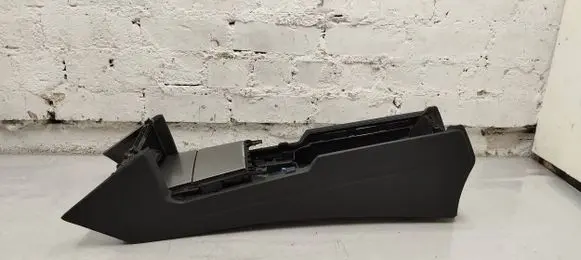 Mercedes-Benz E W212 Center console 