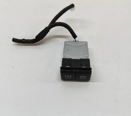 Toyota RAV 4 (XA50) USB socket connector 8553215010