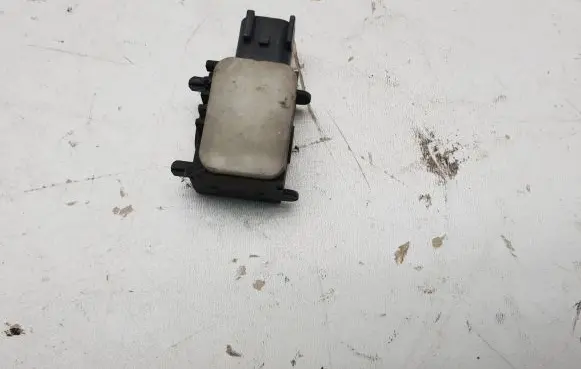 Jaguar XF X250 Airbag deployment crash/impact sensor 8X2314B006AA 150808 3T6KHUD