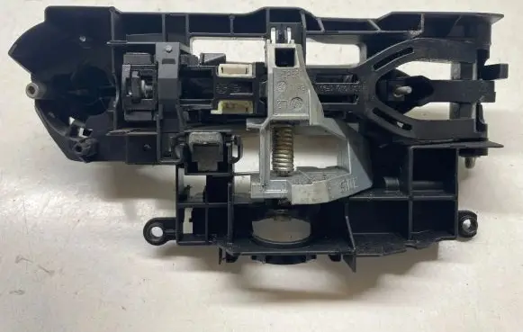 BMW 5 F10 F11 Front door exterior handle/bracket 7175649 51217175649