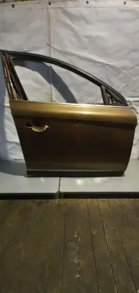 Volvo XC60 Front door 31297128 V7101