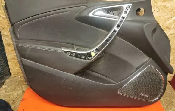 Opel Astra J Front door card panel trim 1597760