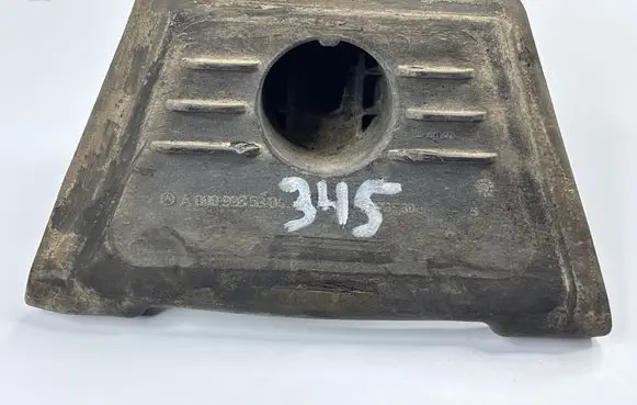 Mercedes-Benz EQS V297 Other body part A0009985304