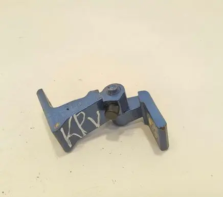 Volkswagen Golf VII Front door upper hinge 8K0831401P