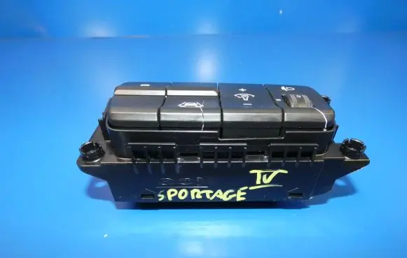 KIA Sportage Other switches/knobs/shifts 93600-F1MF0 S2G0007