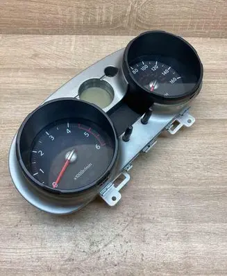 Nissan Qashqai Speedometer (instrument cluster) JD18A 17X7Z77 MPH
