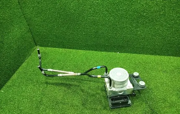 Renault Trafic III (X82) ABS Pump 476601418R 93459794 10022008724