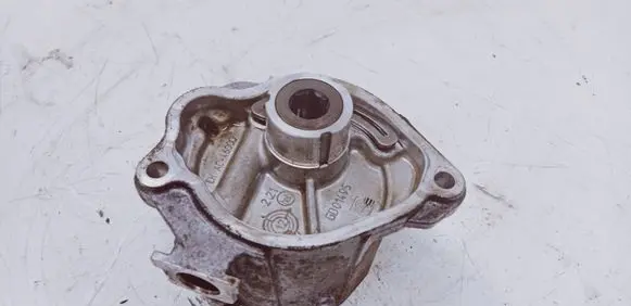Mercedes-Benz E W212 Vacuum pump
