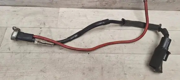 Volkswagen PASSAT B6 Positive cable (battery) 1K0971228L 1K0971228