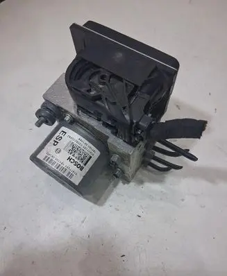 Ford Galaxy ABS Pump 51977351