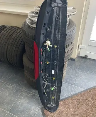 Volvo V60 Tailgate/trunk spoiler 