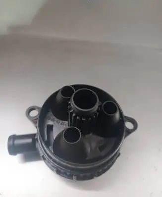 Audi Q7 4L Breather/breather pipe/hose 057103495L