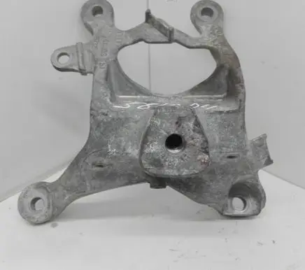 Audi A8 S8 D4 4H Engine mounting bracket 4H0199308AK 00057325