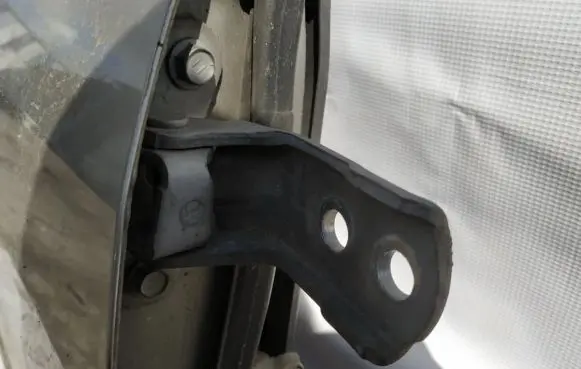 Toyota Corolla Verso E121 Front door upper hinge