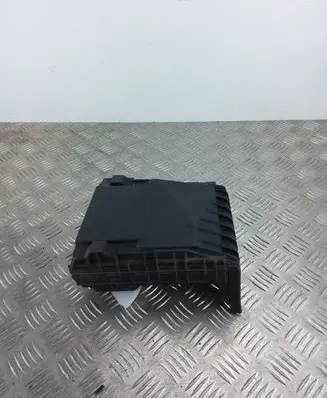 Skoda Superb B6 (3T) Fuse module 1K0937125A