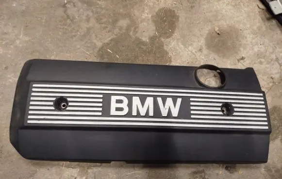 BMW 5 E39 Engine cover (trim) 1748633 111748633