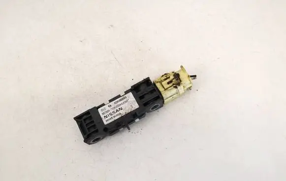 Nissan Note (E11) Airbag deployment crash/impact sensor 985829u00a