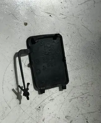 Peugeot 308 Front tow hook cap/cover 9680484977 11442