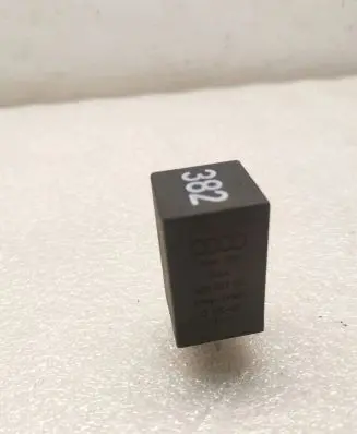 Audi A8 S8 D2 4D Other relay 4D0907131
