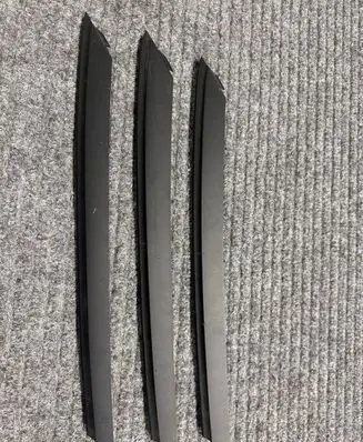 Porsche Cayenne (9Y0 9Y3) Front bumper splitter molding 670810