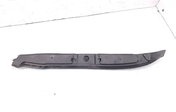 Volkswagen Polo V 6R Fender end trim 6R0821112B
