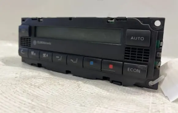 Volkswagen PASSAT B5.5 Climate control unit 3B1907044H 2400022303