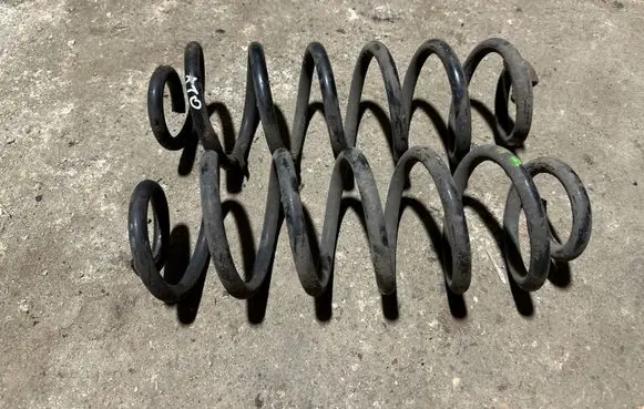 Audi Q5 SQ5 8R Rear coil spring
