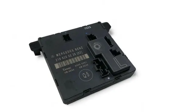 Mercedes-Benz CLS C219 Door control unit/module 2198200226