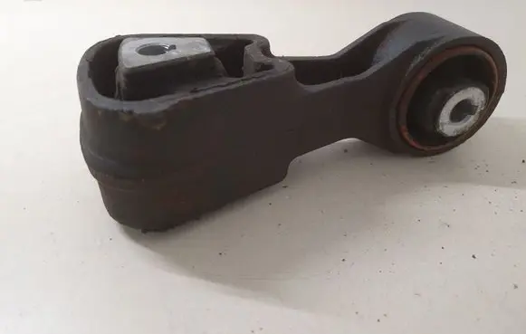 Peugeot Expert Engine mount bracket