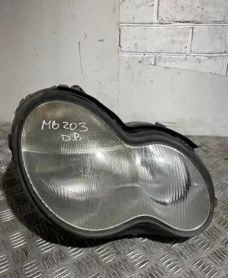 Mercedes-Benz C W203 Headlight/headlamp A2038201461 0301166672 130401S0004