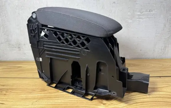 Volkswagen Golf VI Armrest 1K5864251C 1K5864251