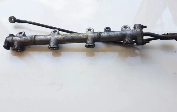 Hyundai Accent Fuel main line pipe