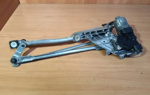 Ford Fiesta Front wiper linkage and motor 8A6117500AD 3397021285 8AX17K48