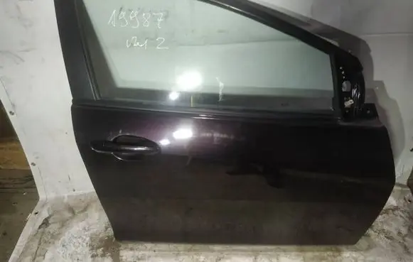 Mazda 2 Front door violetines
