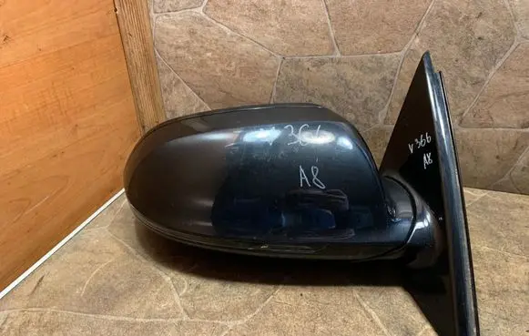 Audi A8 S8 D4 4H Front door electric wing mirror AH2857410G
