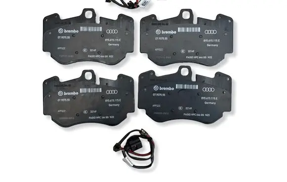 Audi RSQ3 Brake pads (front) 8Y0698151