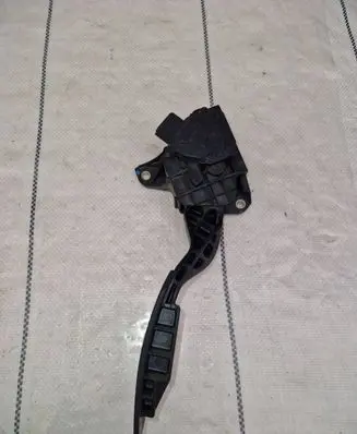 Nissan Murano Z50 Accelerator throttle pedal 18002cb000