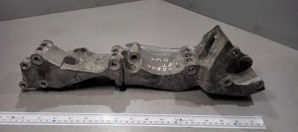 Volkswagen Sharan Generator/alternator bracket 06A903143P