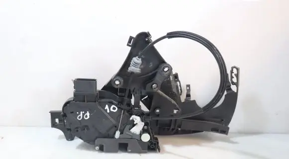 Volvo S40 Front door lock