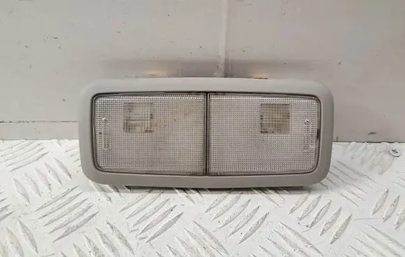 Toyota Verso Rear seat light 8136005010B0