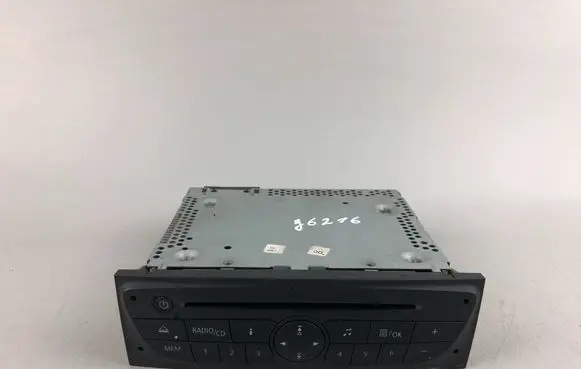 Renault Clio III Radio/CD/DVD/GPS head unit 281150038RT