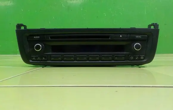 BMW 1 F20 F21 Radio/CD/DVD/GPS head unit 17AB38