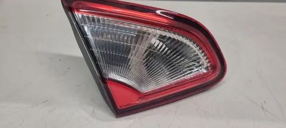 Nissan Qashqai Tailgate rear/tail lights 26555BR01A B26555BR01A