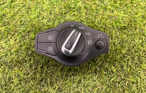 Audi A4 S4 B8 8K Light switch 8K0941531AS