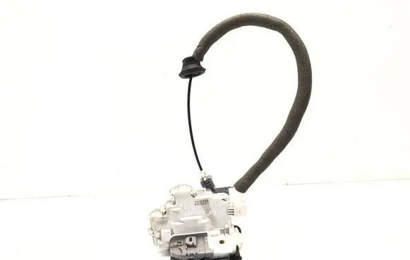 Audi A5 8T 8F Front door lock
