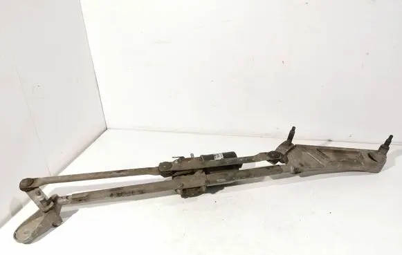 Mercedes-Benz SLK R171 Front wiper linkage and motor A1718200142 A1718200342